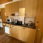 Downtown Apartment 9